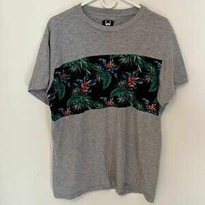 WXYZ T-Shirt Gray with Tropical Pattern Size L Men's